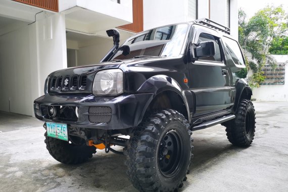 Selling 2nd Hand 2011 Suzuki Jimny in Quezon City