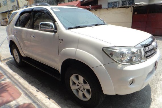 2nd Hand Toyota Fortuner 2010 for sale in Quezon City