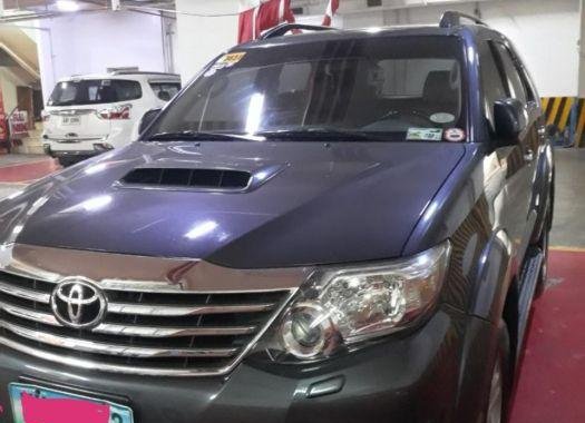 Selling Used Toyota Fortuner 2013 in Quezon City