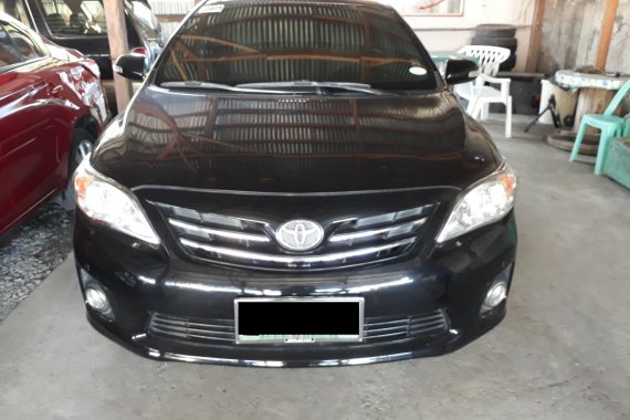 2013 Toyota Altis Automatic Black at 41000 km for sale in Pasig