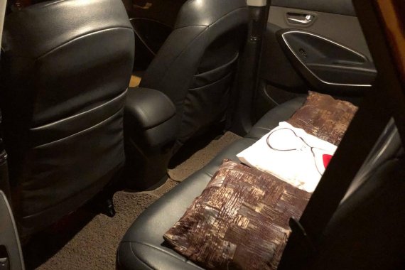 2017 Hyundai Santa Fe Automatic at 19000 km for sale in Pasig