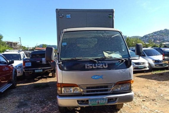 Selling Isuzu Elf 2008 Truck Manual Diesel in Baguio