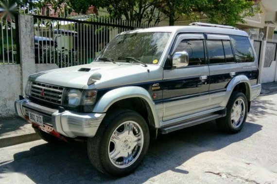 Mitsubishi Pajero 1996 Automatic Diesel for sale in Angeles