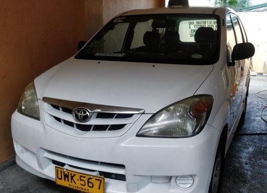 Selling 2nd Hand Toyota Avanza 2011 in Las Piñas