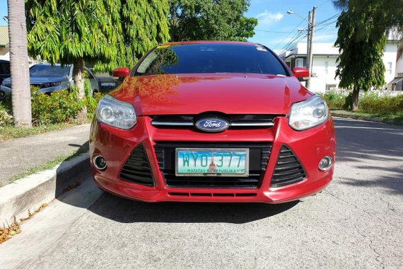 Selling Red Ford Focus 2013 in Metro Manila