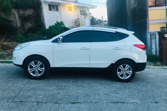 Selling 2nd Hand Hyundai Tucson 2011 in Mandaue