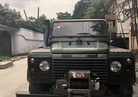 Selling Green Land Rover Defender 2001 Manual Diesel at 162000 km 