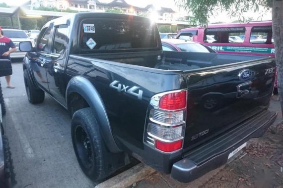 Selling Ford Ranger 2010 at 110000 km in Davao City