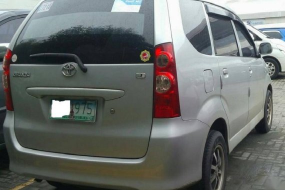 Used Toyota Avanza 2010 for sale in Mandaluyong