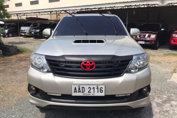 Selling Used Toyota Fortuner 2014 Manual Diesel at 50000 km in Marilao
