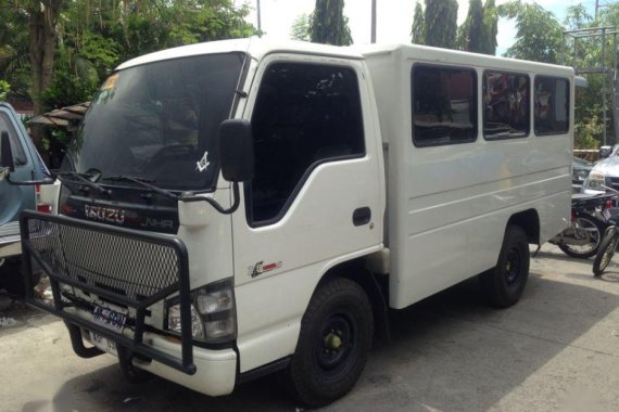 Selling 2nd Hand Isuzu Nhr 2016 Manual Diesel in Manila