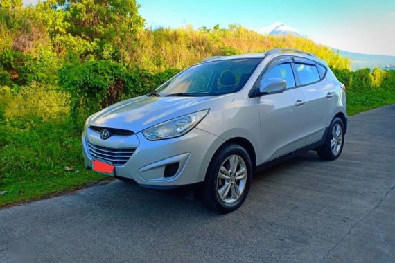 Selling Hyundai Tucson 2011 Automatic Gasoline in Legazpi 