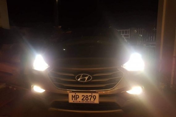 Sell 2nd Hand 2016 Hyundai Santa Fe at 30000 km in Baao