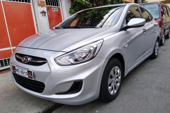 Selling Silver Hyundai Accent 2016 Sedan Automatic Gasoline at 11000 km in Manila