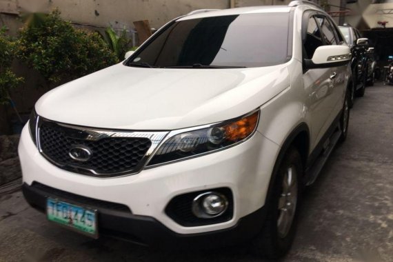 Selling Kia Sorento 2011 Automatic Gasoline in Makati