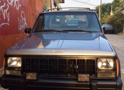 Jeep Cherokee 1997 Manual Gasoline for sale in Quezon City