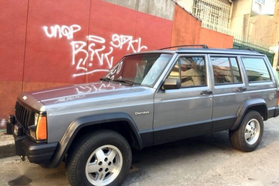Jeep Cherokee 1997 Manual Gasoline for sale in Quezon City