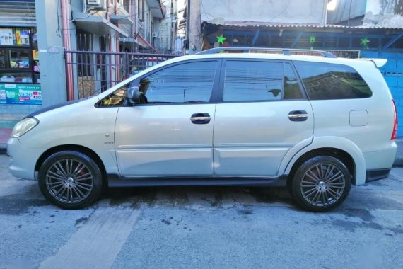 Sell 2nd Hand 2005 Toyota Innova at 110000 km in Marikina