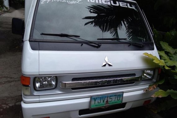 Used Mitsubishi L300 2010 for sale in Cebu City