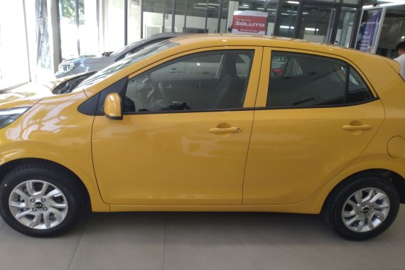 Selling Brand New Hatchback Kia Picanto 2019 