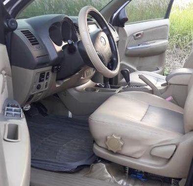 Selling Toyota Hilux 2010 Automatic Diesel in Malaybalay