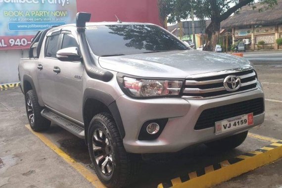 Selling Toyota Hilux 2018 in Quezon City
