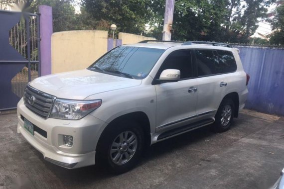 2nd Hand Toyota Land Cruiser 2012 for sale in Marikina
