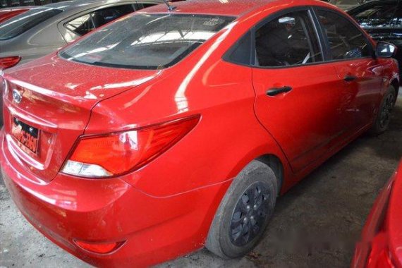 Selling Red Hyundai Accent 2017 in Makati