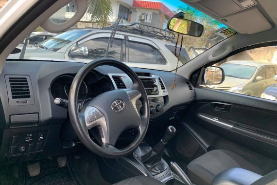2015 Toyota Hilux Manual Diesel for sale in Santiago