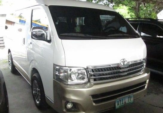 Selling 2013 Toyota Hiace Diesel Automatic in Paniqui