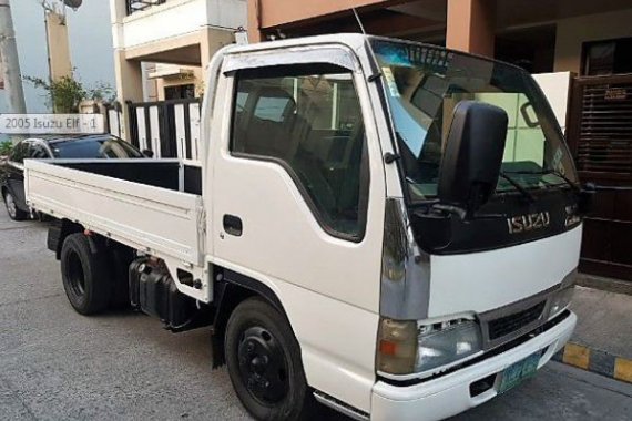 Isuzu Elf 2005 Diesel Automatic at 200000 km for sale