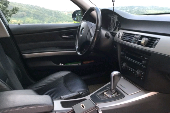 Selling Bmw 320I 2005 Automatic Gasoline 