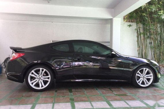 2nd Hand Hyundai Genesis 2009 for sale in Quezon City