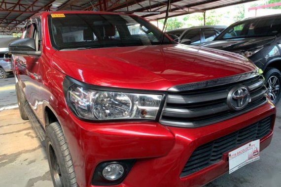Used Toyota Hilux 2018 at 10000 km for sale