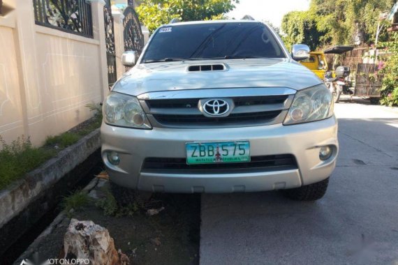 Selling Used Toyota Fortuner 2006 in Paniqui