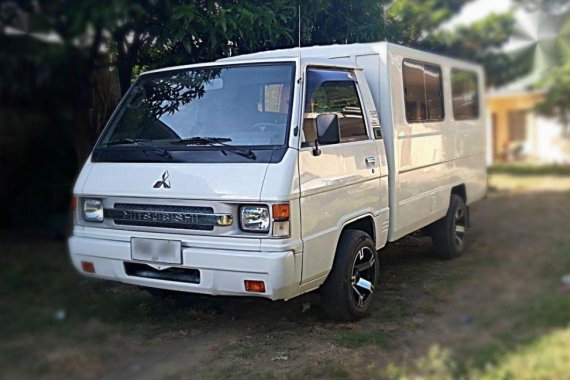 Used Mitsubishi L300 2010 for sale in Taal