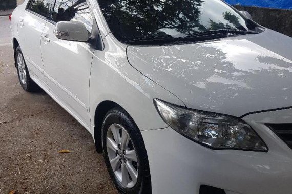 Sell 2nd Hand 2011 Toyota Altis at 110000 km in Lipa