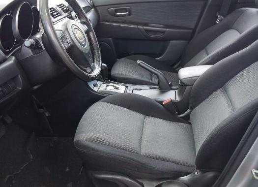 Used Mazda 3 2009 at 100000 km for sale