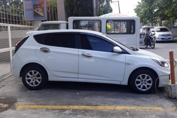 Selling 2nd Hand Hyundai Accent 2013 Hatchback Manual Diesel at 50000 km in Quezon City