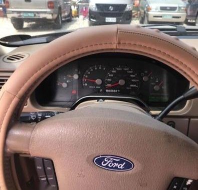 Selling Ford Explorer 2005 Automatic Gasoline in Quezon City