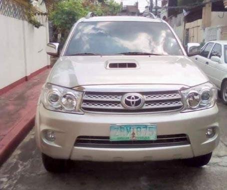 Selling 2nd Hand Toyota Fortuner 2008 at 70000 km in Angeles