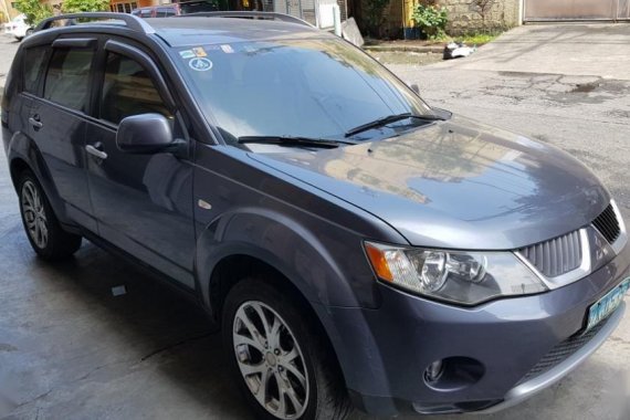 Selling 2nd Hand Mitsubishi Outlander 2007 in Caloocan