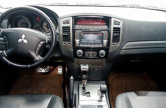 Grey Mitsubishi Pajero 2015 at 61000 km for sale in Meycauayan