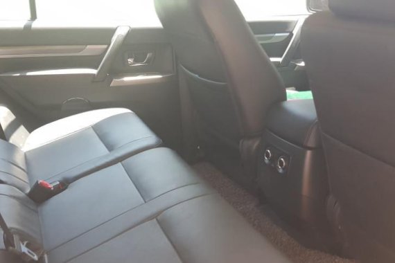 Selling White Mitsubishi Pajero 2018 at 20000 km in Muntinlupa