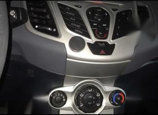 2nd Hand Ford Fiesta 2013 at 90000 km for sale in Quezon City