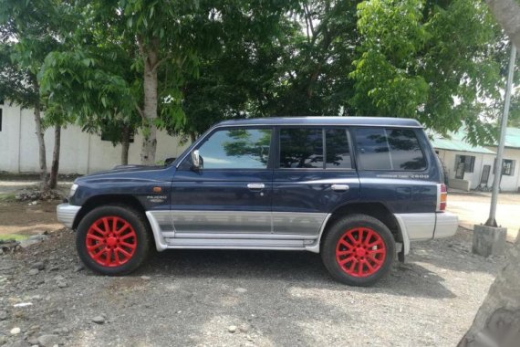 Mitsubishi Pajero 2002 Automatic Diesel for sale in Pozorrubio