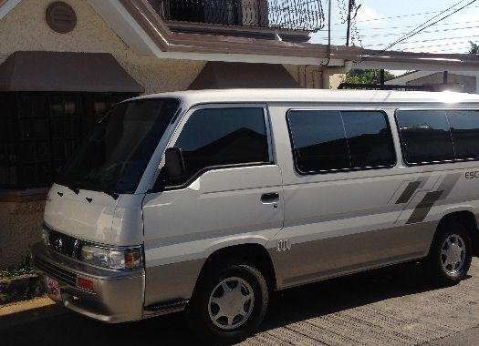 Selling 2nd Hand Nissan Escapade 2015 Manual Diesel at 90000 km in Manila