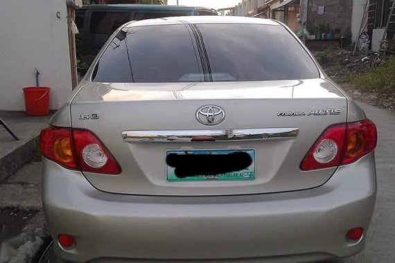 Selling Toyota Altis 2010 Manual Gasoline in Lipa