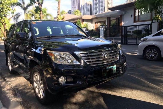 Sell 2nd Hand 2010 Lexus Lx 570 at 85000 km in Manila