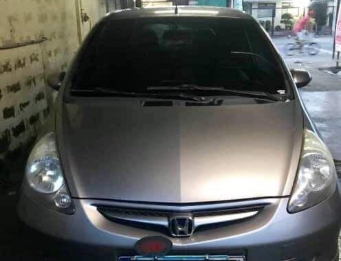 Selling 2nd Hand Honda Jazz 2004 in Baliuag